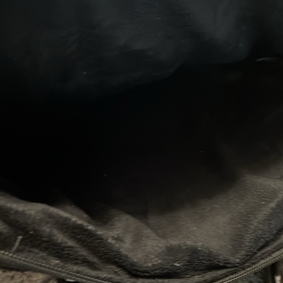 Marc Jacobs Black and White Laptop Bag - Picture 8 of 8